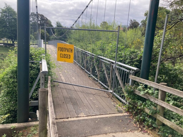 We couldn't even go for a walk in Deloraine without a closed sign