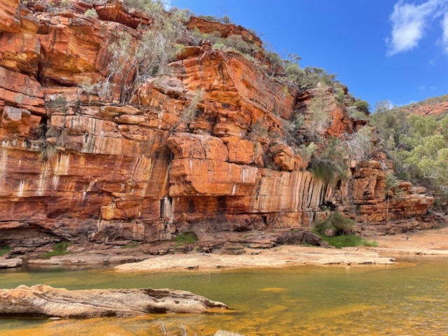 Rock formation at the bottom of the Four Ways trail