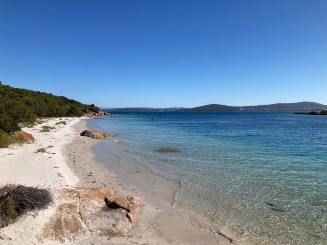 Beach at Voyagers Park