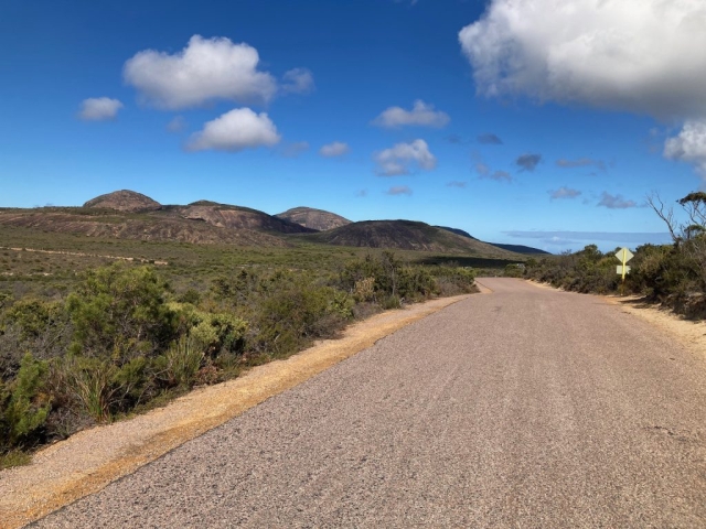 The road to Frenchman Peak