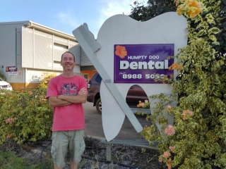 PB outside the dentist