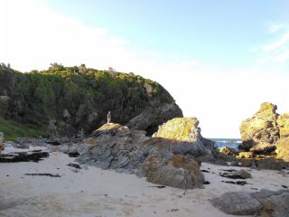 PB on the rocks at Burgess Beach PB on the rocks at Burgess Beach