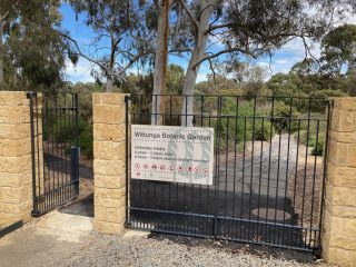 Entrance to Wittunga Botanic Garden