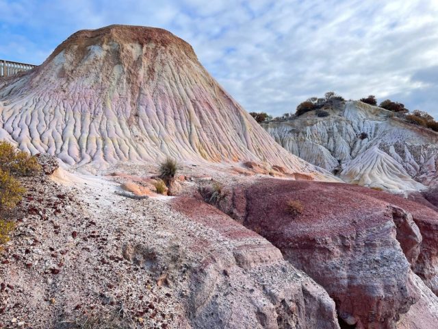 Shades of red rock around the Sugarloaf