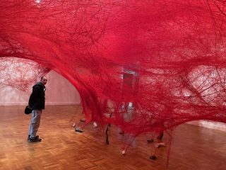 Chiharu Shiota - Absence embodied Chiharu Shiota - Absence embodied